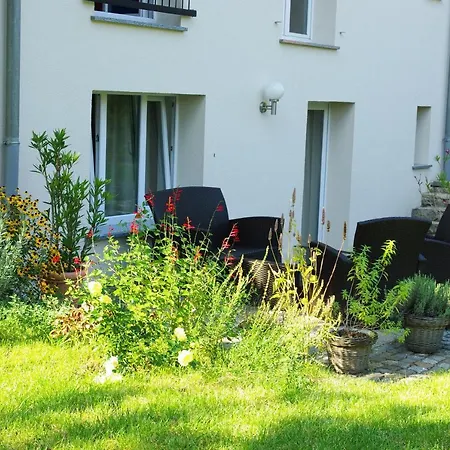 Neu Eingerichtetes Apartment #1 Mit Wlan !Sauna & Hot Tub Zubuchbar! Senftenberg Esterno foto